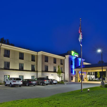 Holiday Inn Express Hastings By Ihg Экстерьер фото