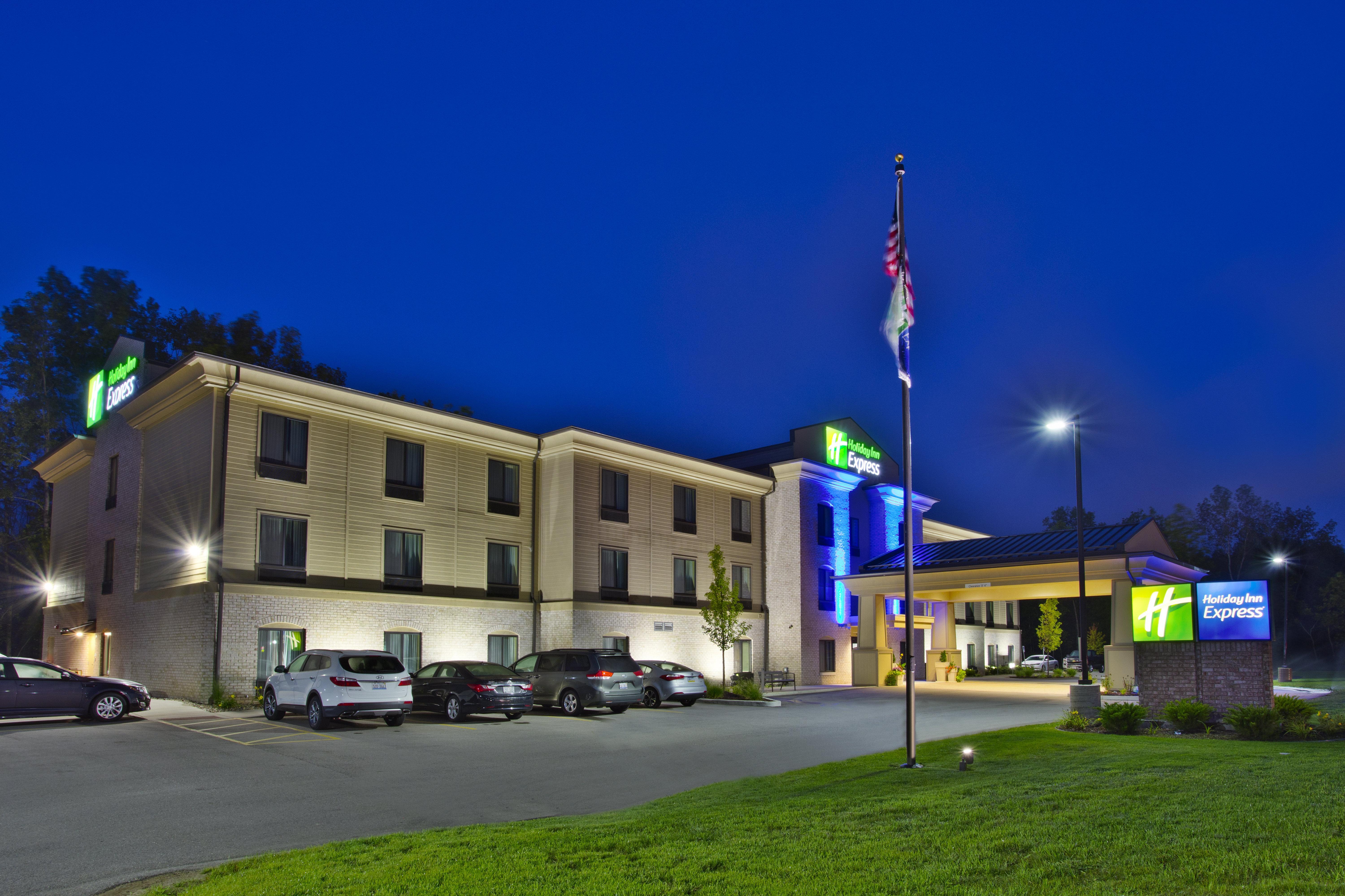 Holiday Inn Express Hastings By Ihg Экстерьер фото